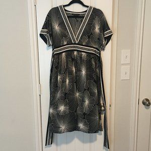 BCBGMaxAzria floral and pin striped Dress, sz M